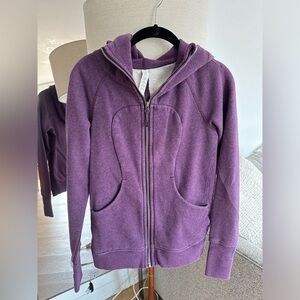 Lululemon scuba hoodie size 4